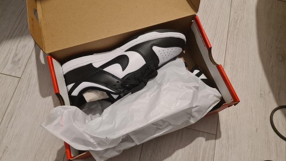 Oryginalne dowód Nike dunk retro low panda 42.5