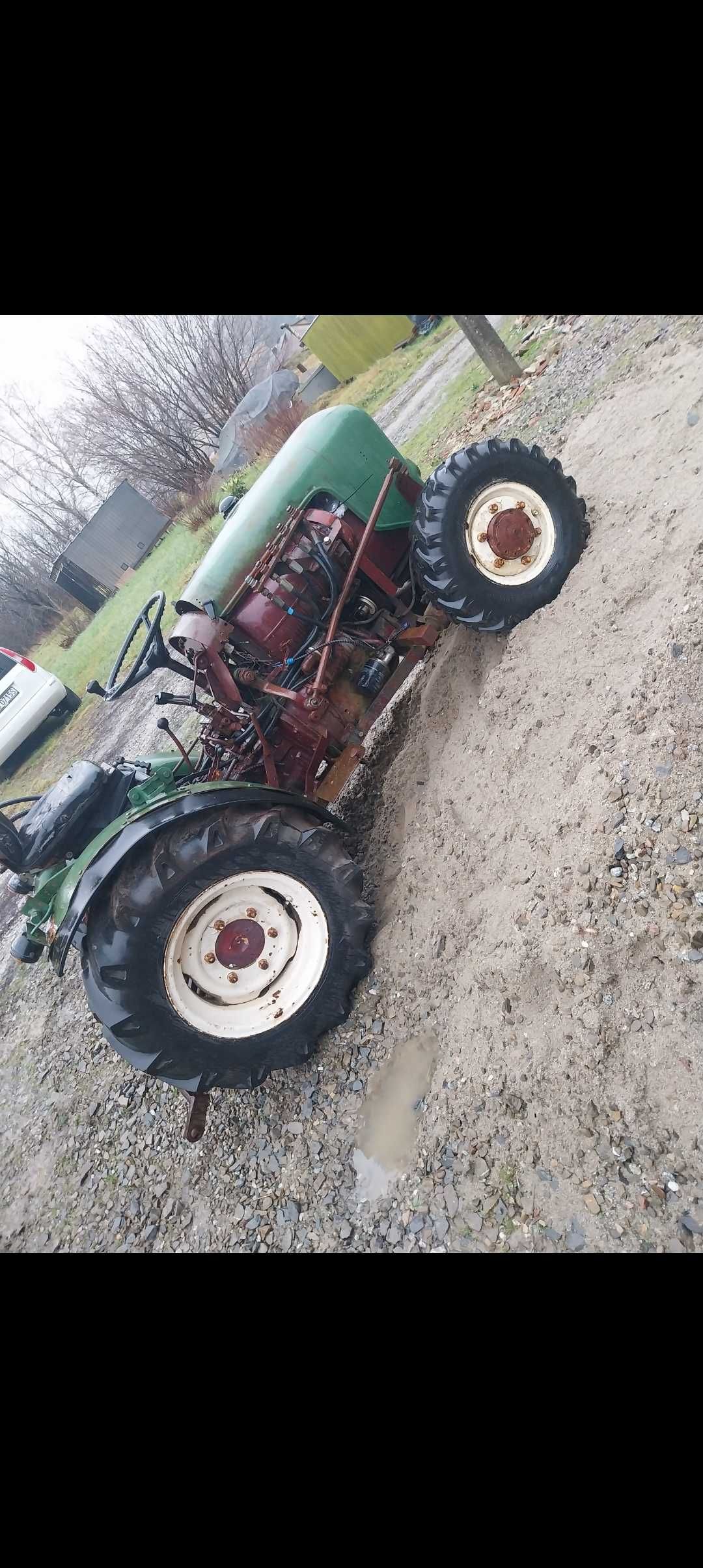 Ogrodowy Mini  4x4 niesprawny motor 2cylindry