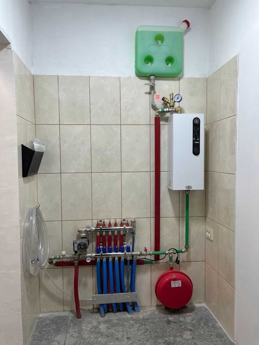 Аренда.1этаж 146м2. Гимназическая набережная 16