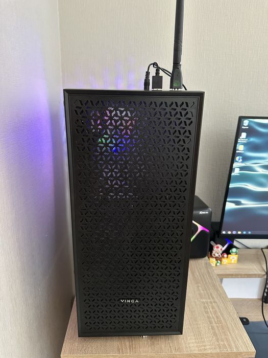 Компʼютер ПК зі всіми комплектуючими