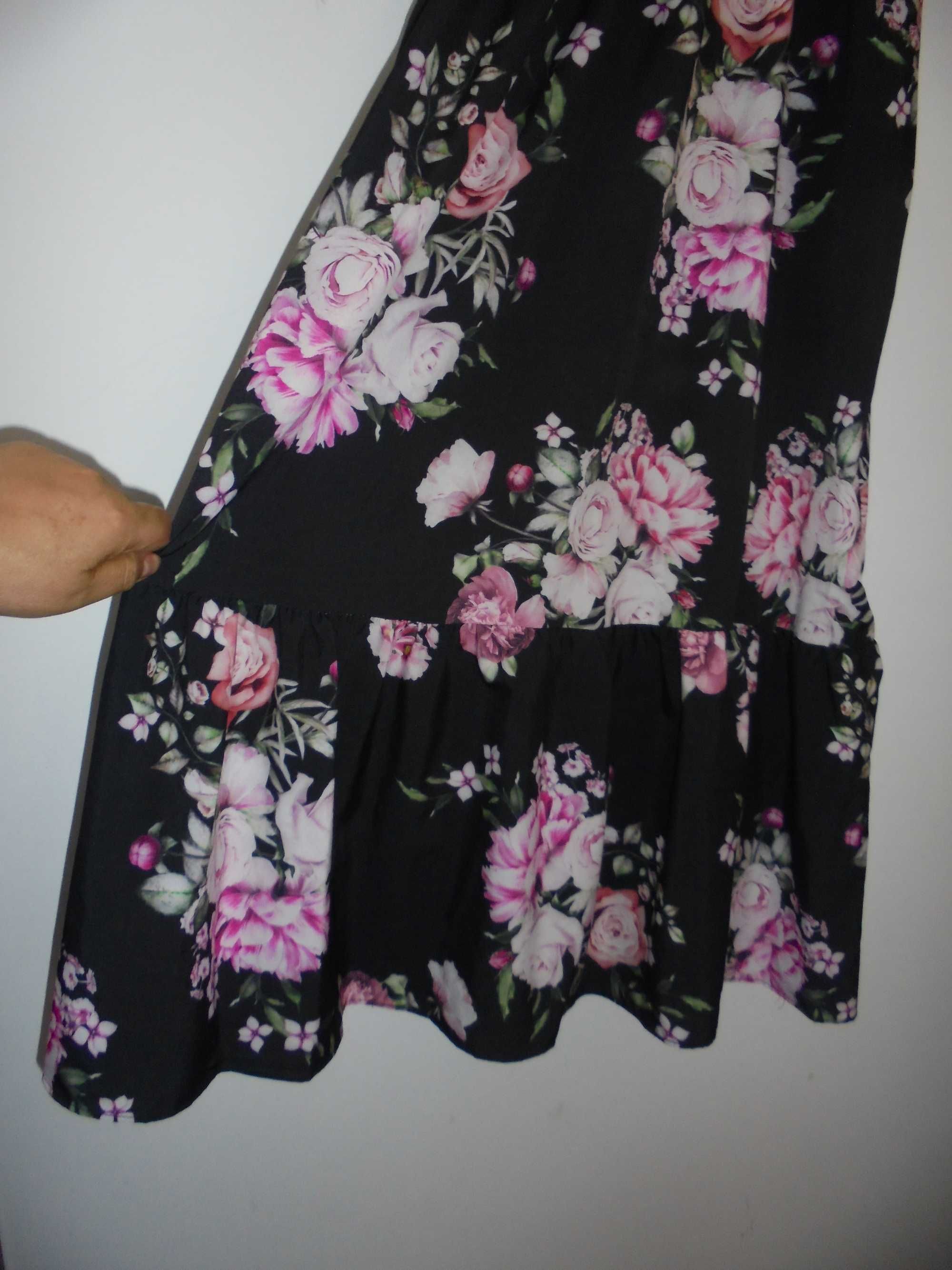 vestido de senhora muito florido