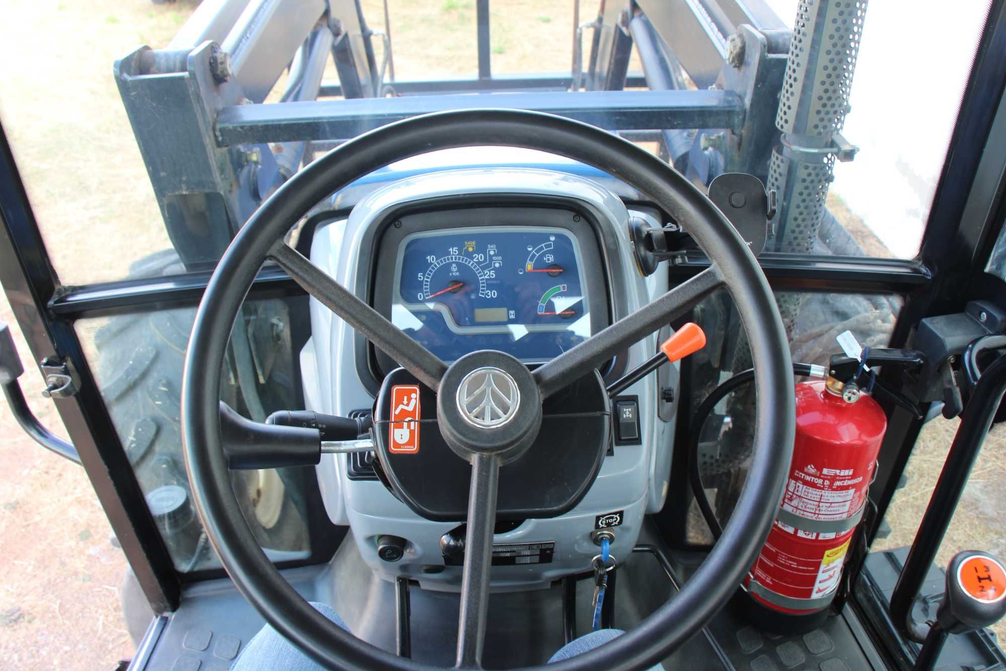 Trator New Holland