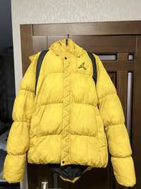 Пуховик air jordan essentials puffer jacket