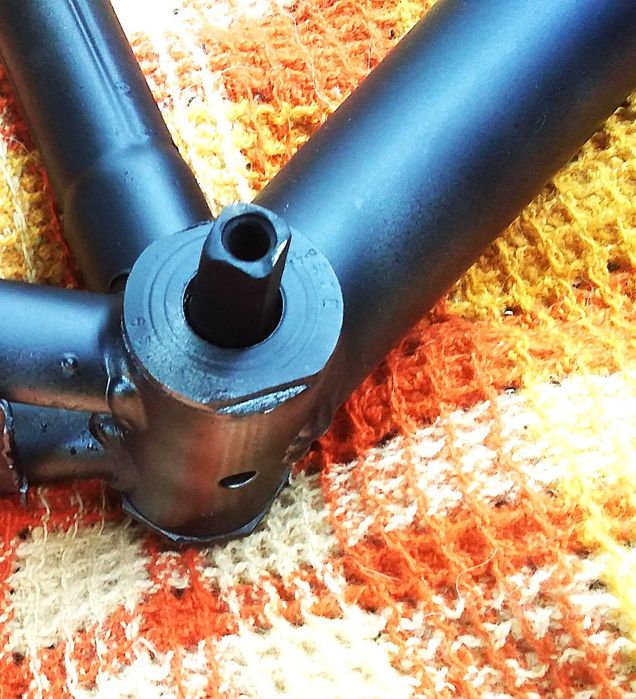 Rama rowerowa do kół 26 cali.