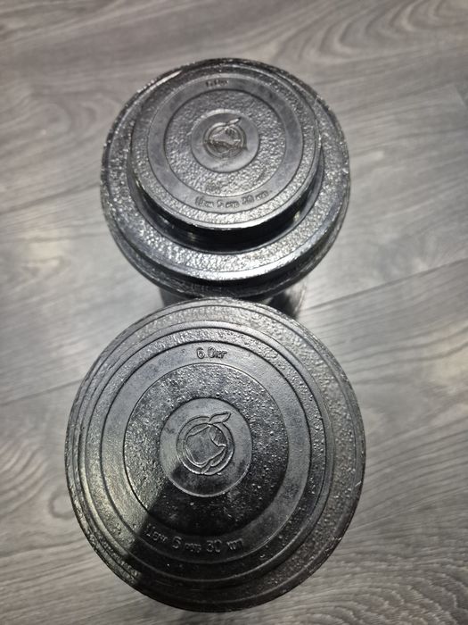 Гантелі наборні обрезинені.