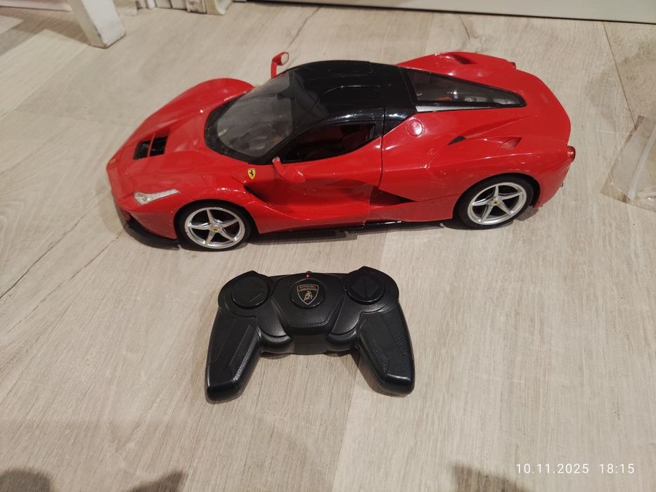 Ferrari czerwone zdalnie sterowane Rastar