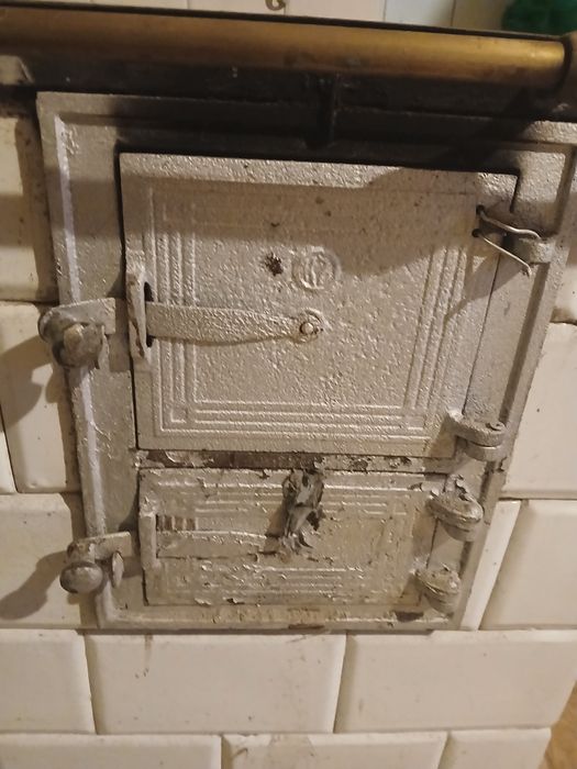Tradycyjny piec kaflowy oryginal prl Masywny solidny dobry stan ozdoba