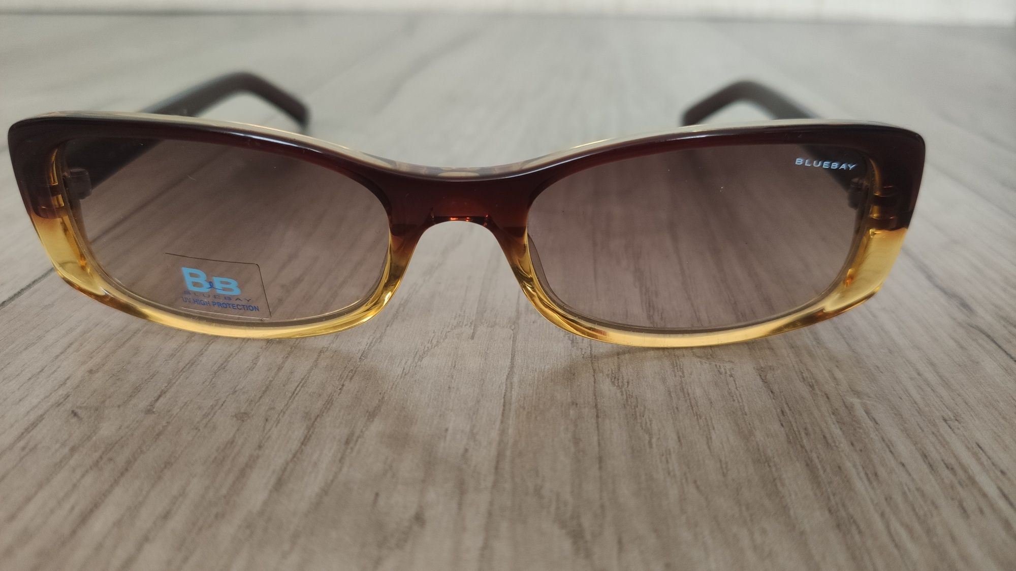 Nowe okulary przeciwsłoneczne Bluebay by Safilo.