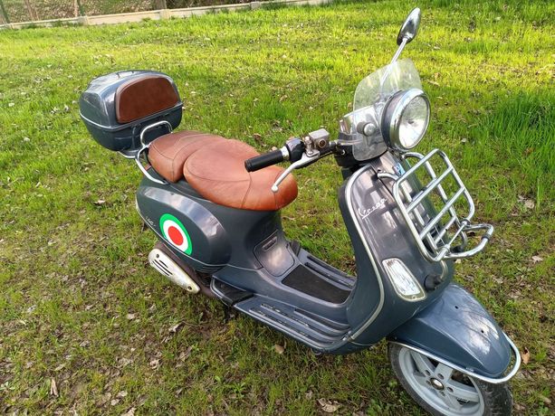 Piaggio Vespa 125