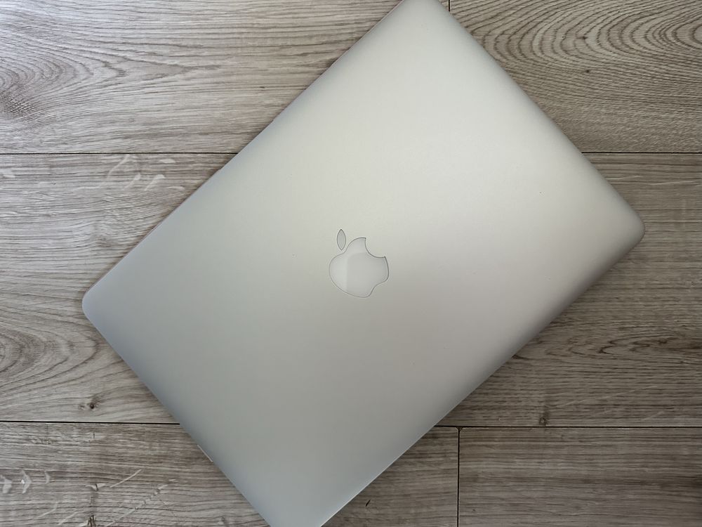 Laptop APPLE MacBook Air 13 i5/8GB/128GB SSD/MacOS