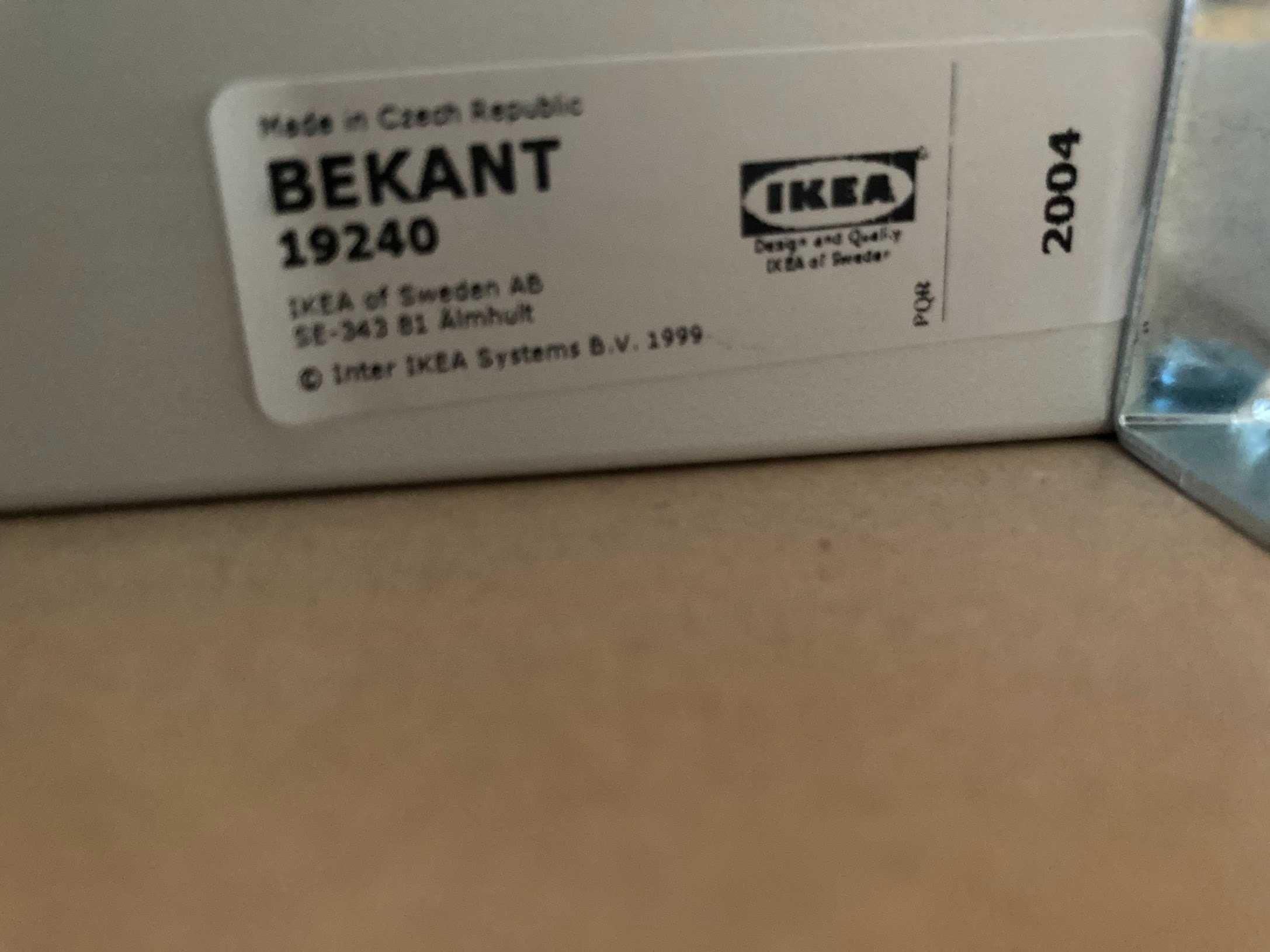 Biurko Bekant Ikea