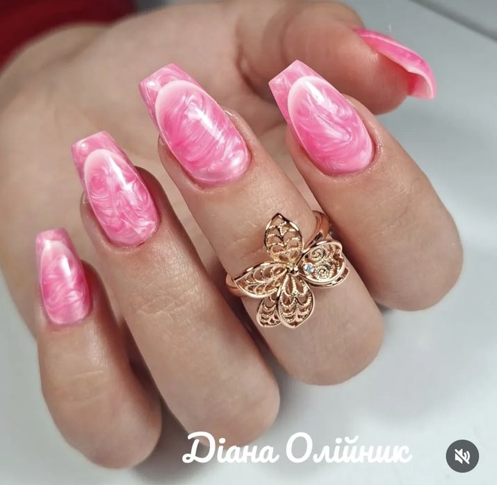 Манікюр, гельлак, укріплення, нарощування