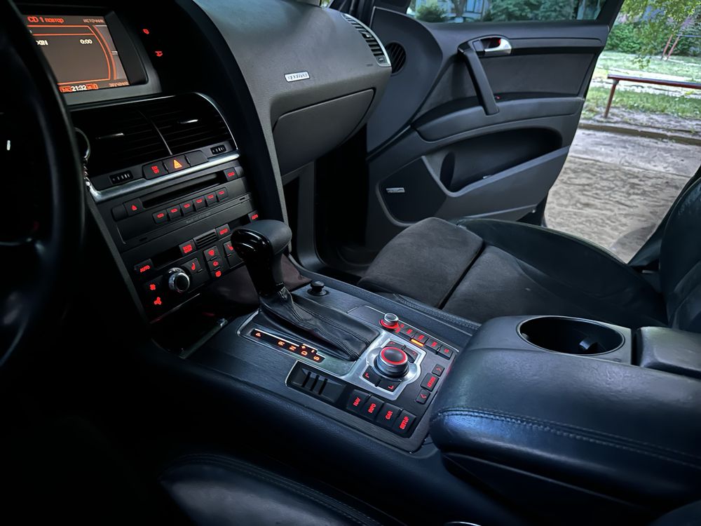 AUDI Q7 3.0 TDI BOSE Webasto 2009