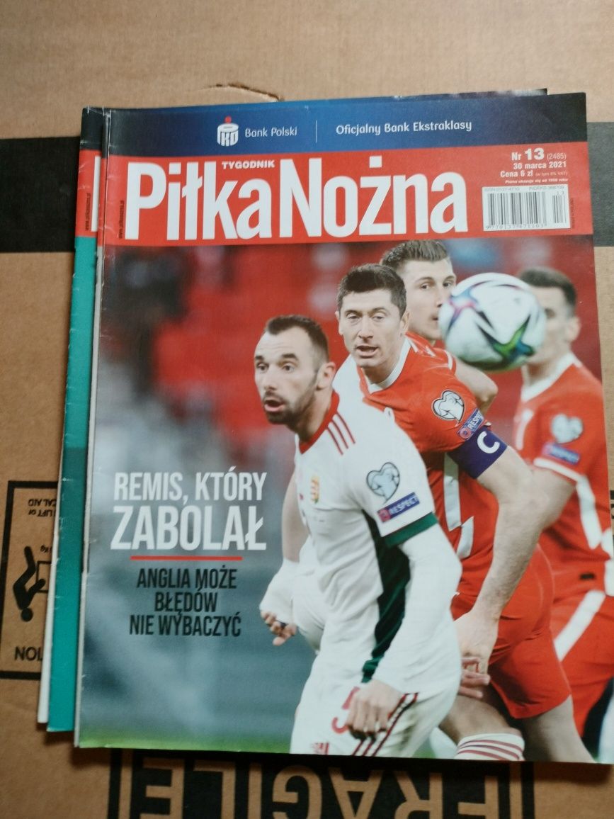 Piłka Nożna 2021 - rocznik, luzem