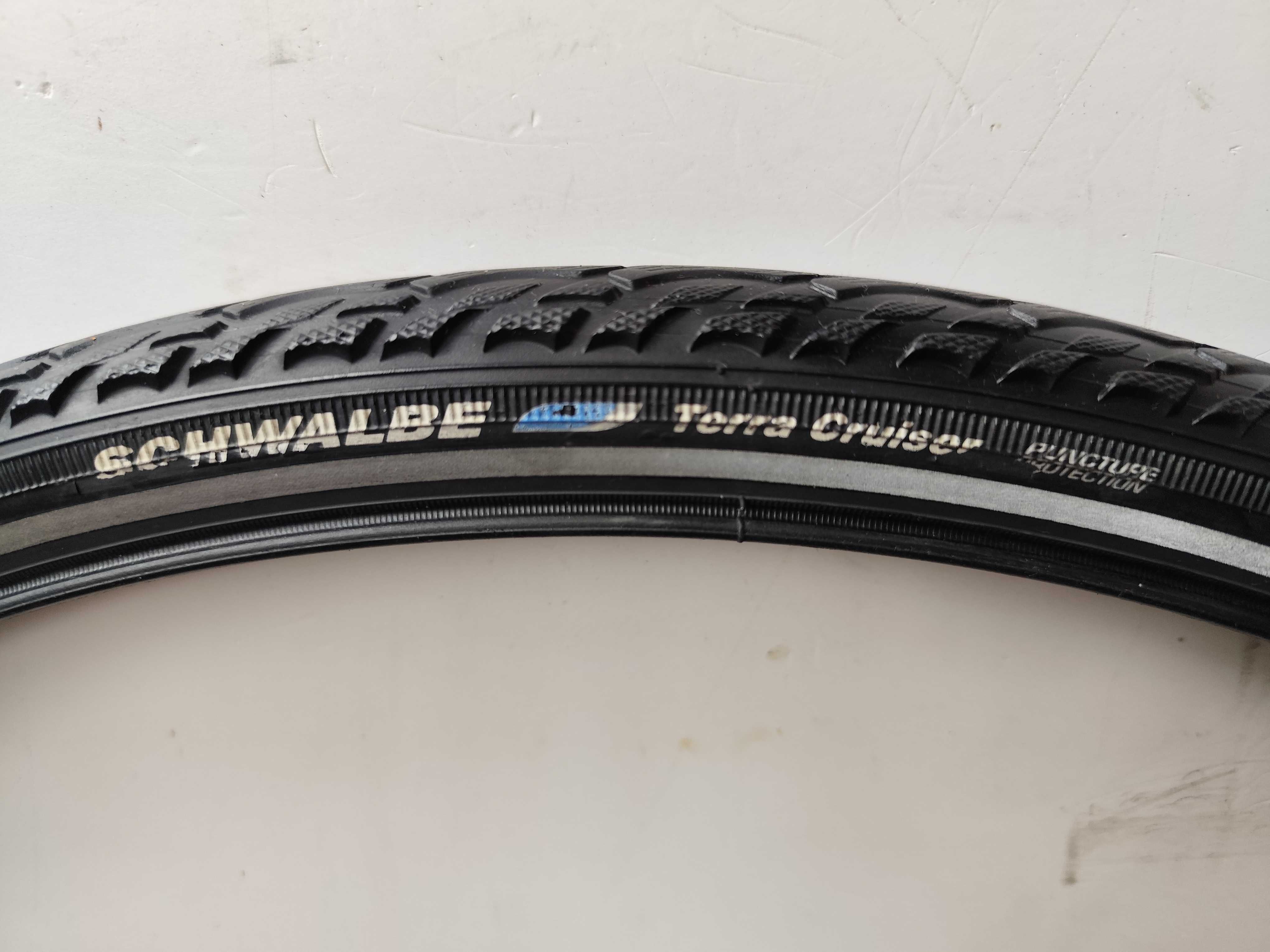 Покрышка велосипедная велошина 28" 1.4 35C Schwalbe Cruiser