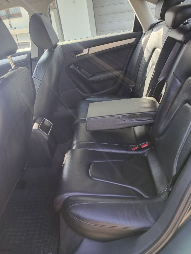 Sprzedam Audi A4 B8