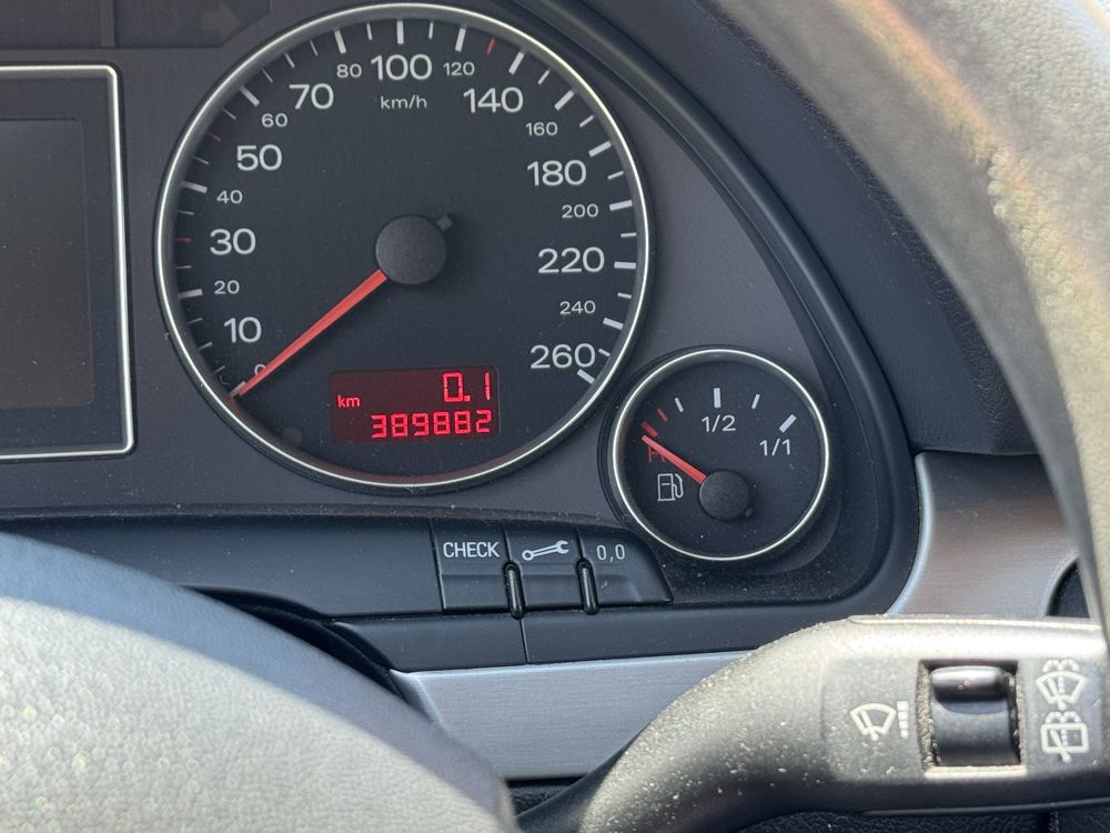 Audi a4 b7 2.0tdi 140km