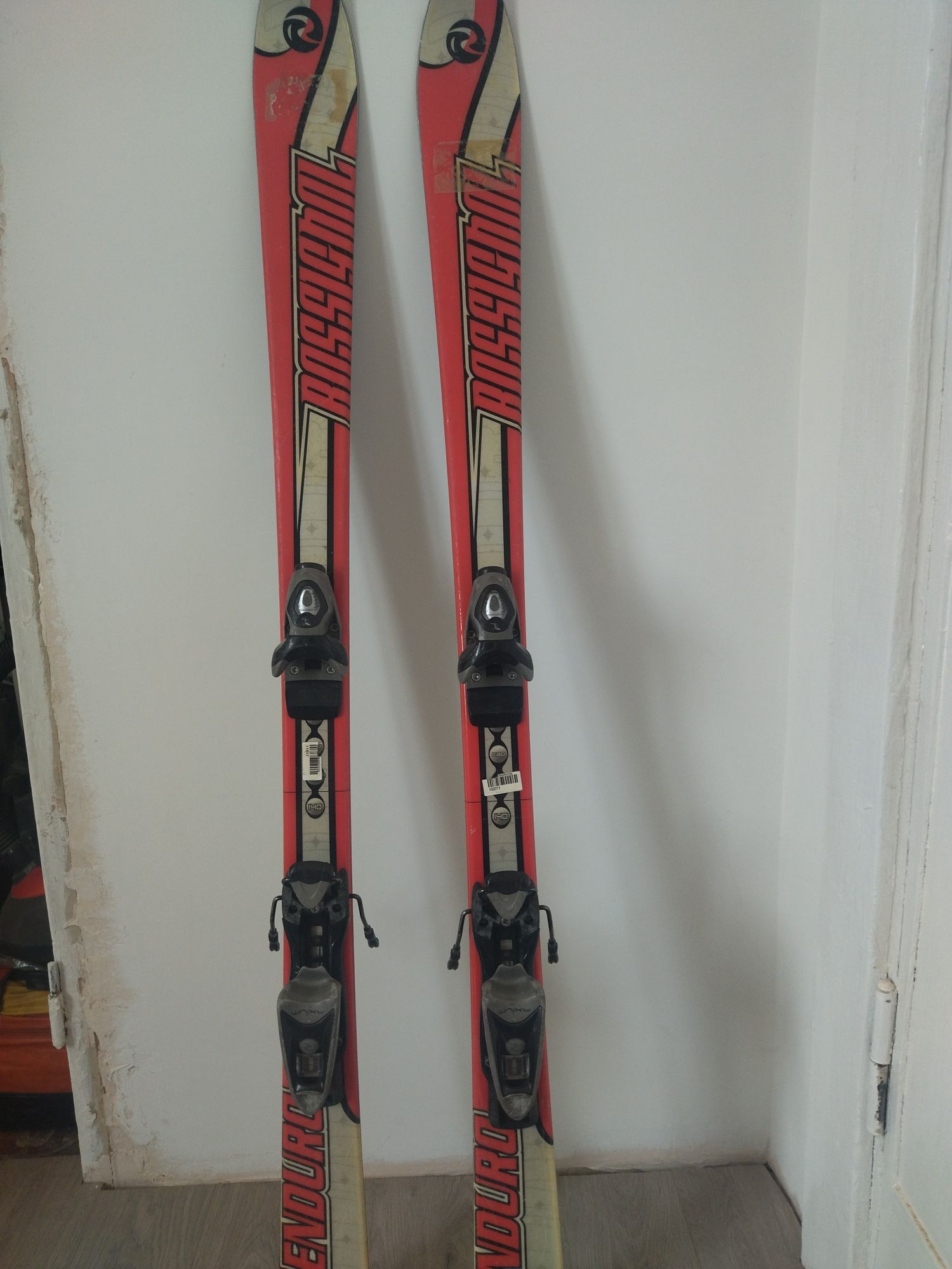 Продам лижі  Rossignol 140 см,