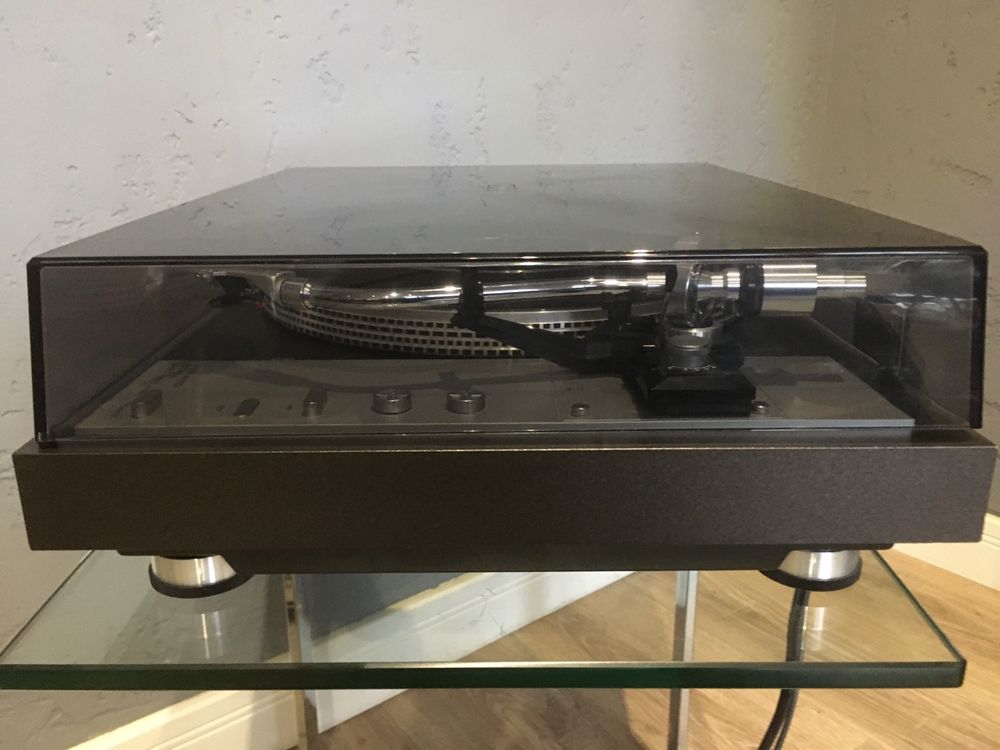 Fisher MT-6225 gramofon direct drive Ortofon