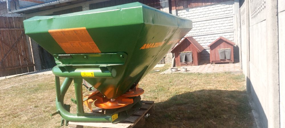Rozsiewacz Amazone zaf 803