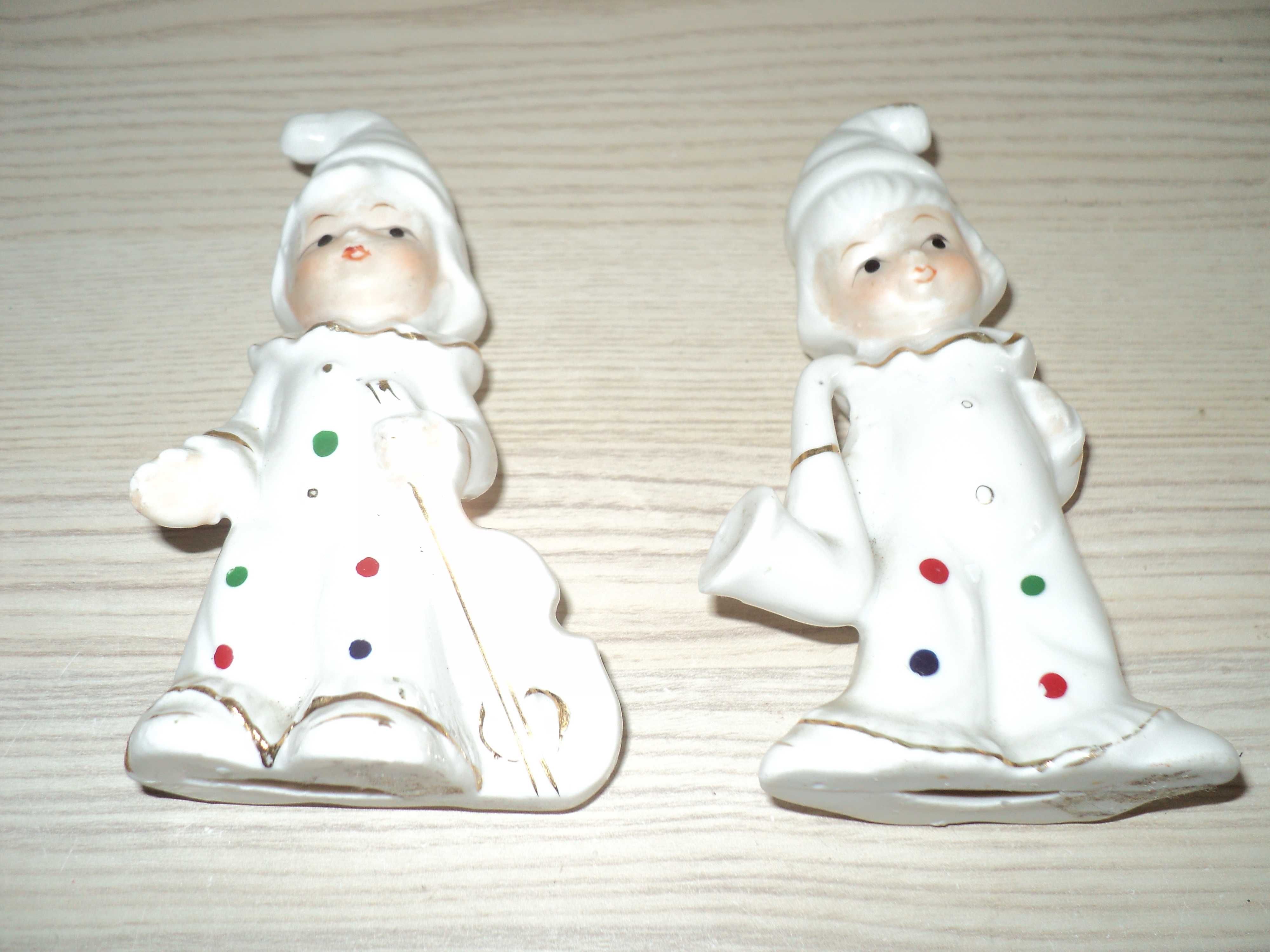Dwa porcelanowe pieroty