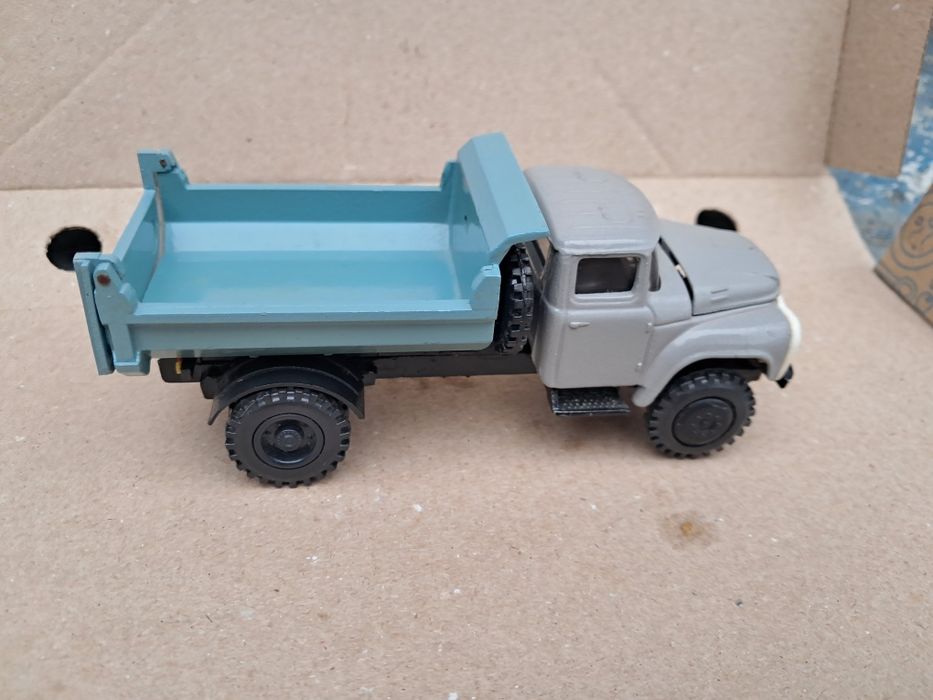 Машинка моделька ссср