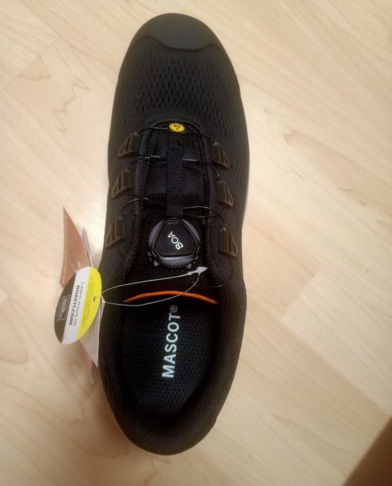 Робоче взуття, кросівки  Mascot Boa s1p нове
