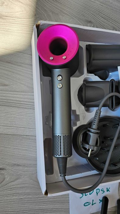 Bezlistna Suszarka do włosów NOWA - zestaw z 5x akcesoria Dyson ala