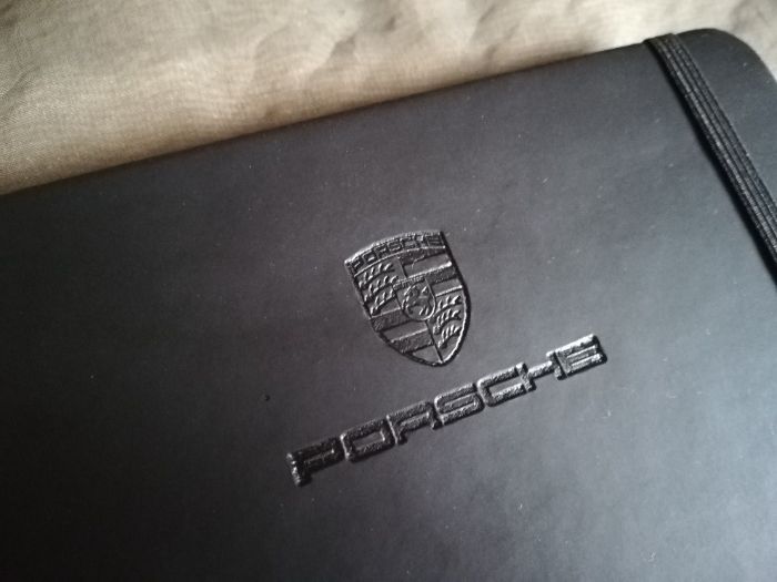 Caderno PORSCHE com capa em cabedal NOVO