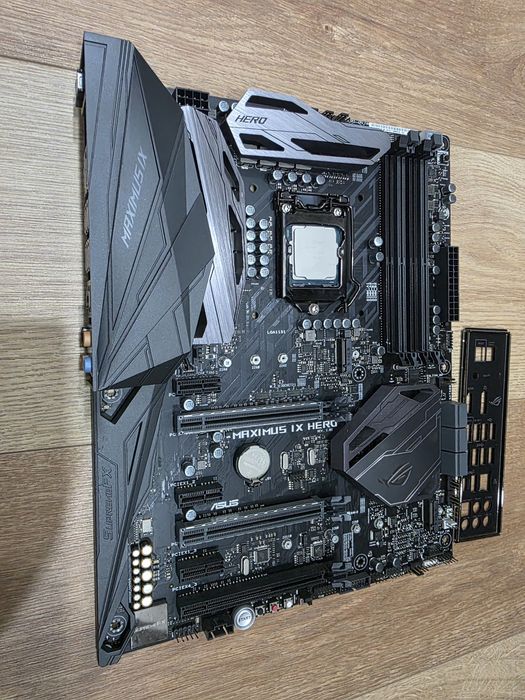 Maximus ix hero + i7 7700k