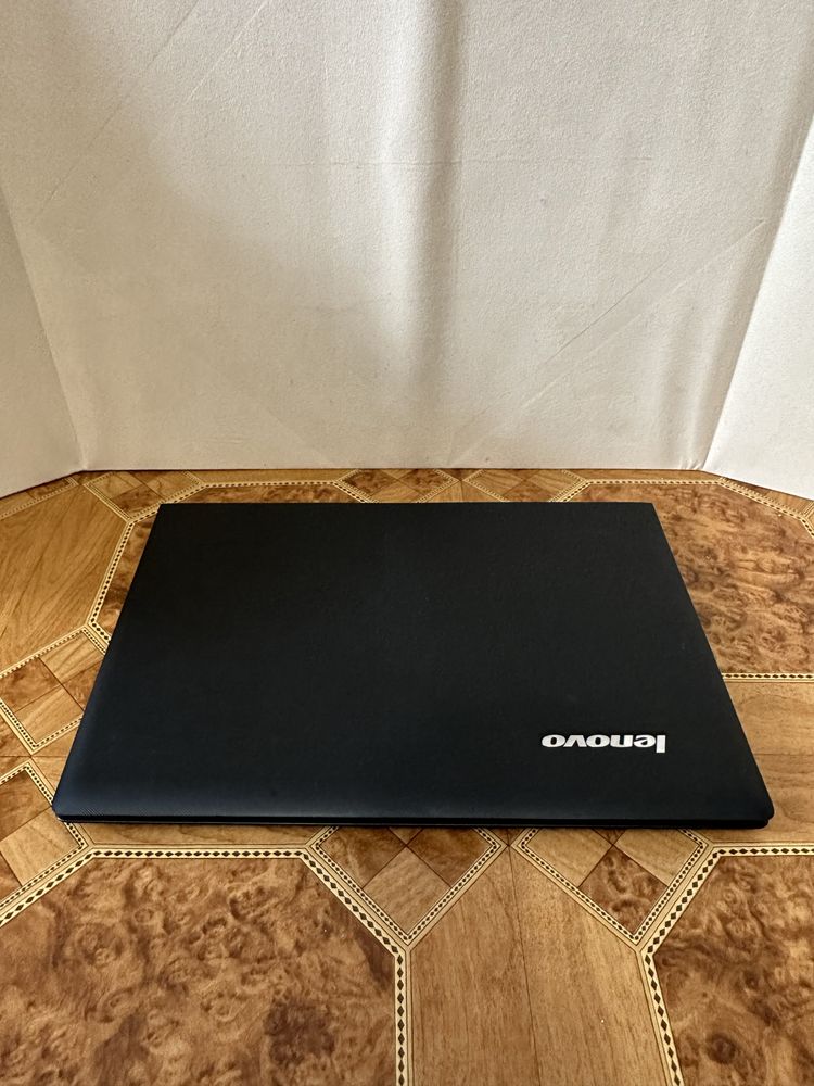 Ноутбук: Lenovo G50-45)