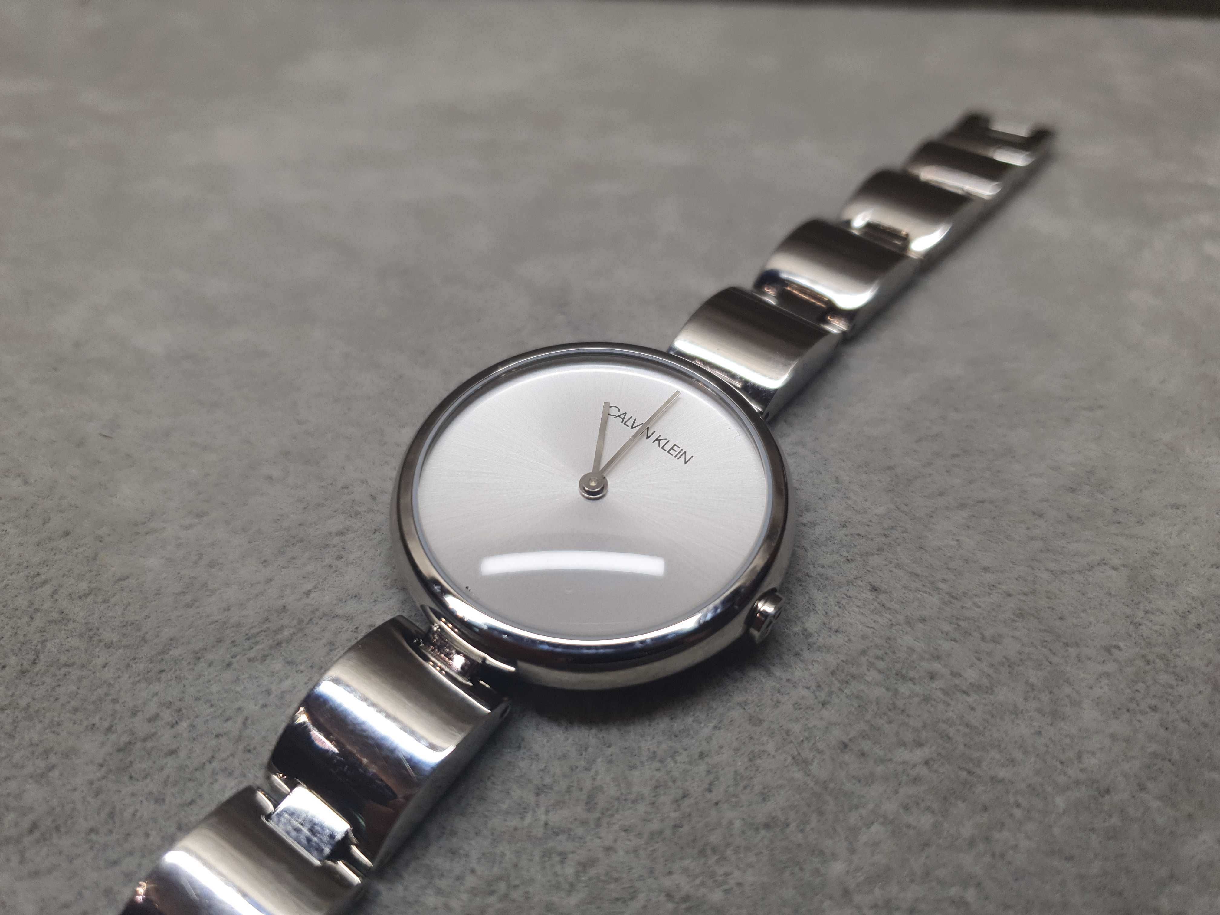Zegarek damski Calvin Klein K9U 231 Sk