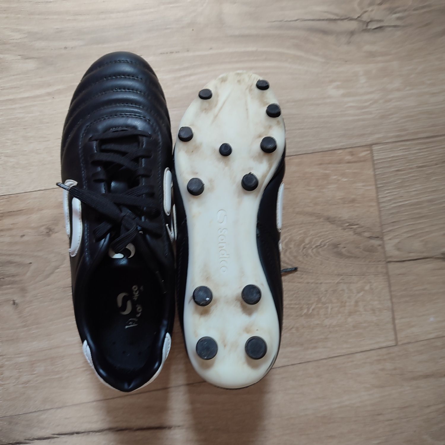 Buty Korki chłopięce