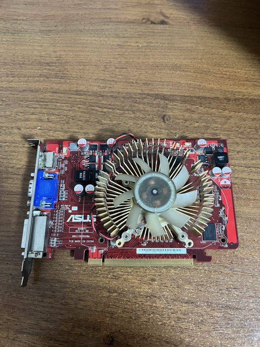 ASUS Radeon HD 6670 1GB DDR3