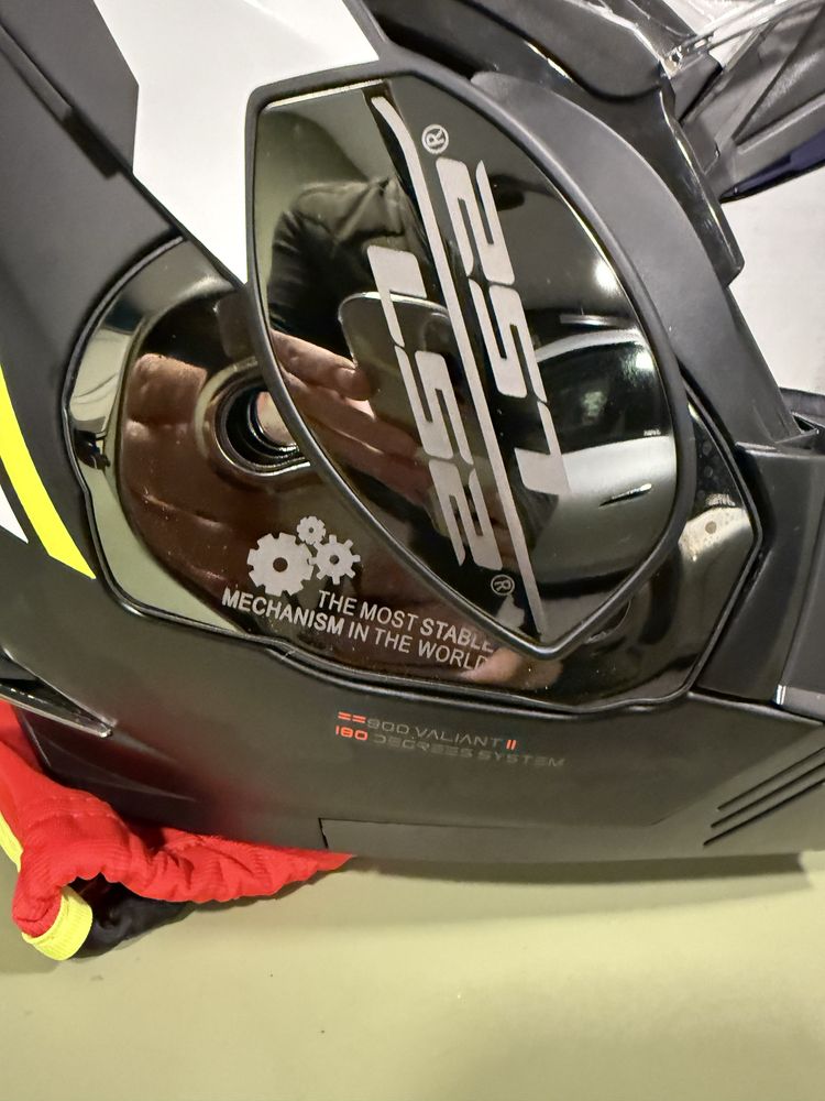 Capacete LS2 Valiant II