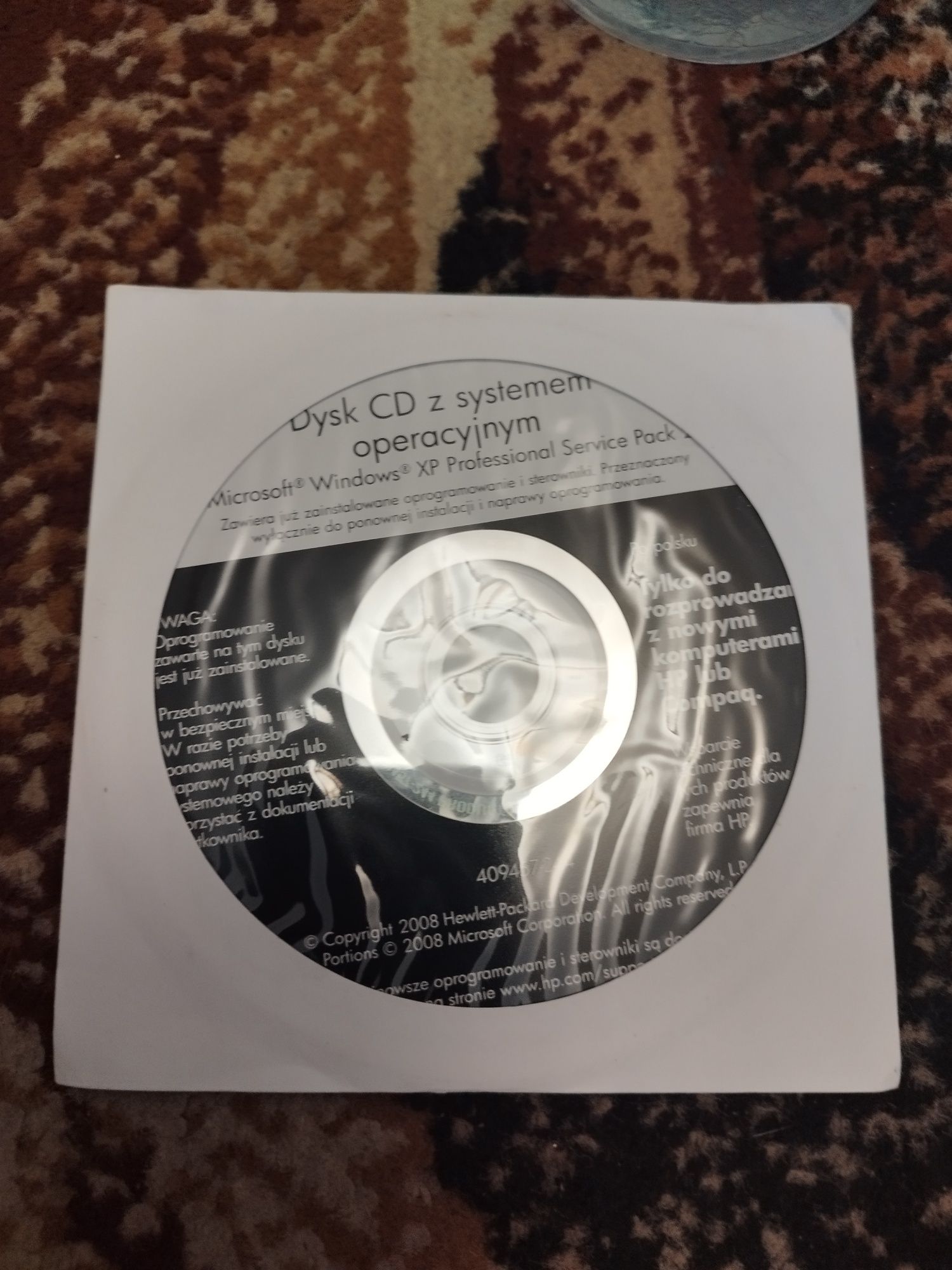 Dysk CD z systemem Windows XP