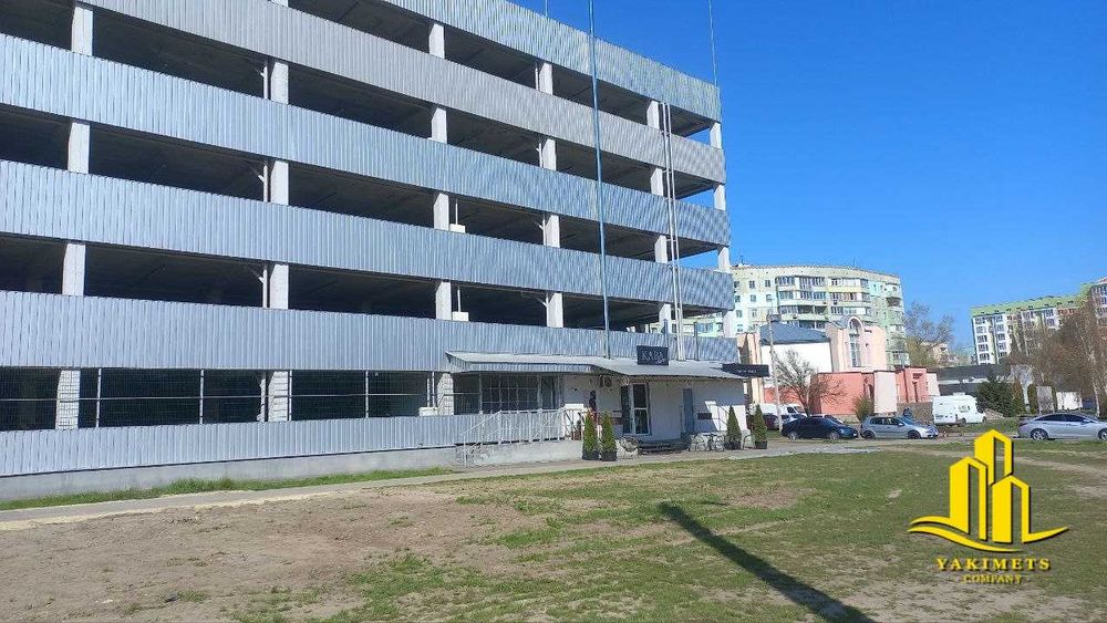 Продаж паркомісця проспект Миру, 28