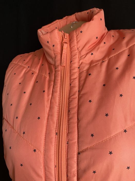 Жилетка / безрукавка женская