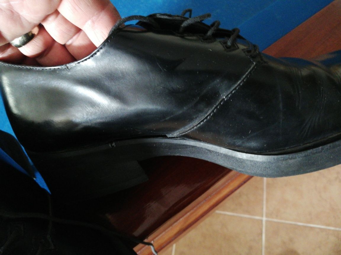 Sapatos novos tipo rockabilly