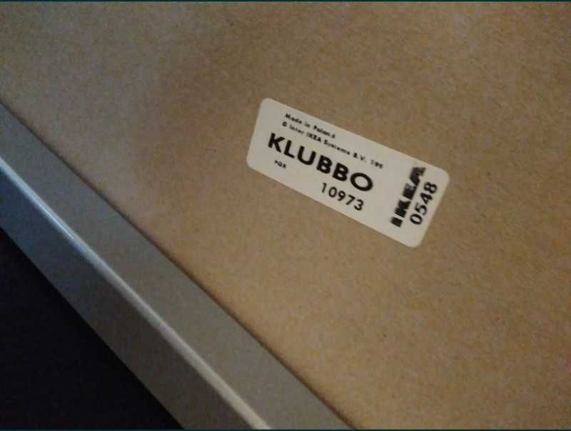 2 mesas de apoio IKEA