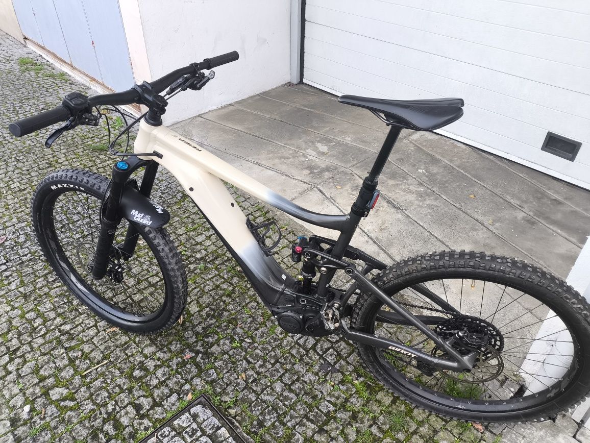 Bicicleta eléctrica Giant E-reign