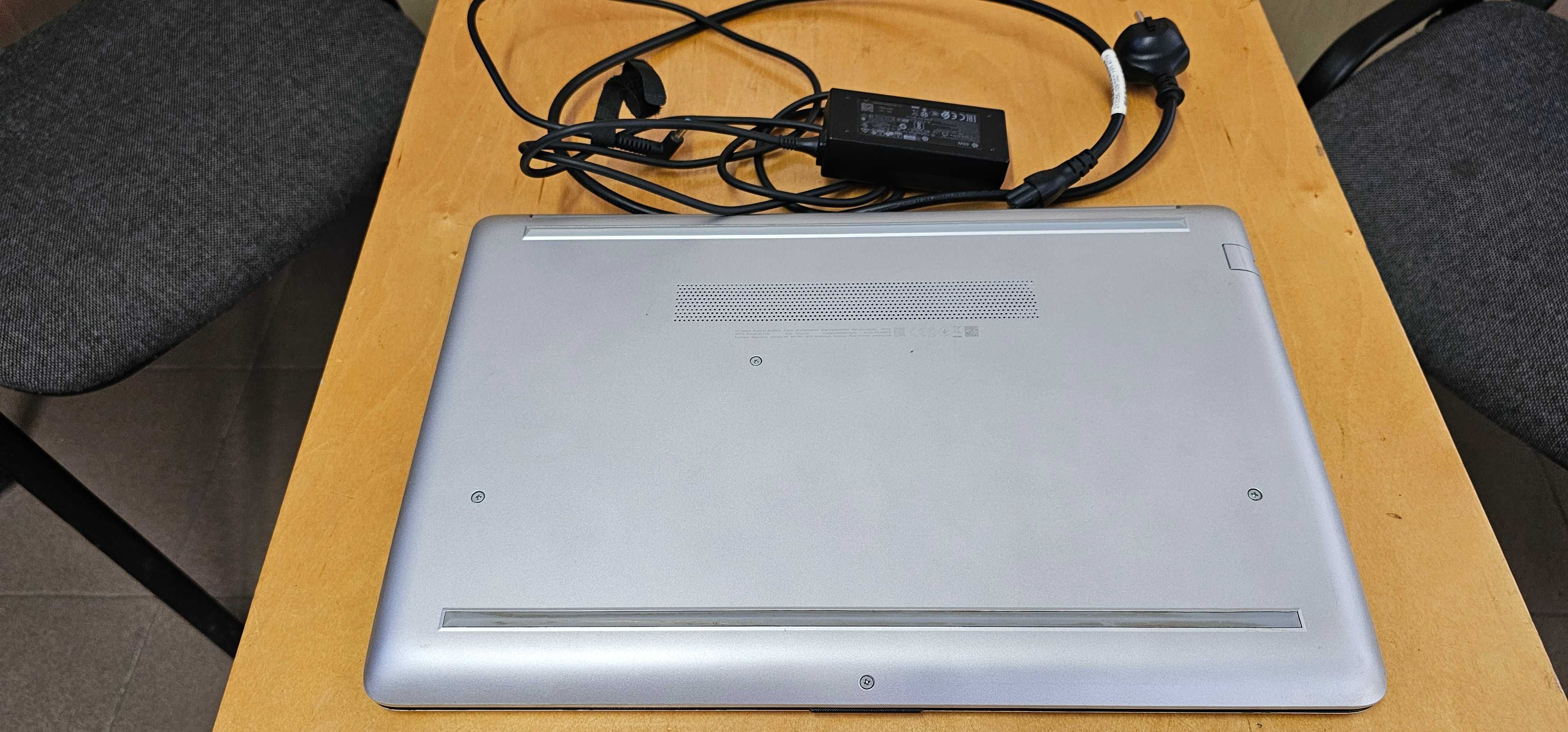 laptop HP 15-db1029nw