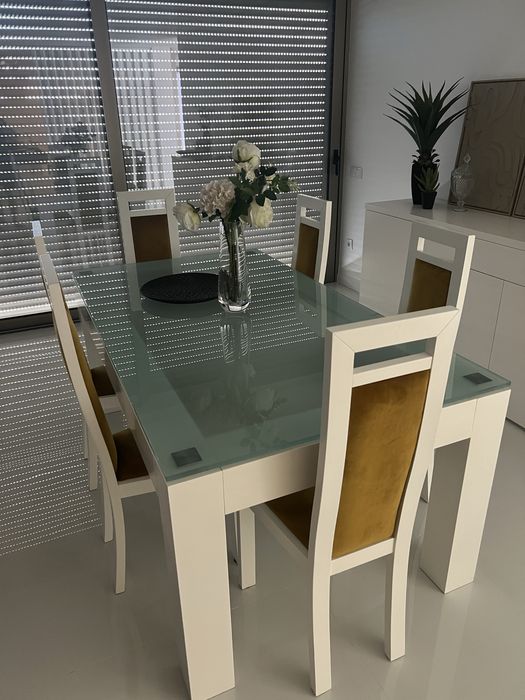 Mesa de jantar  6 pessoas