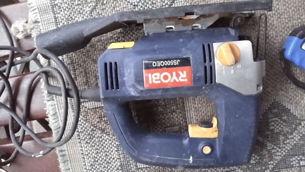 Електролобзик RIOBI