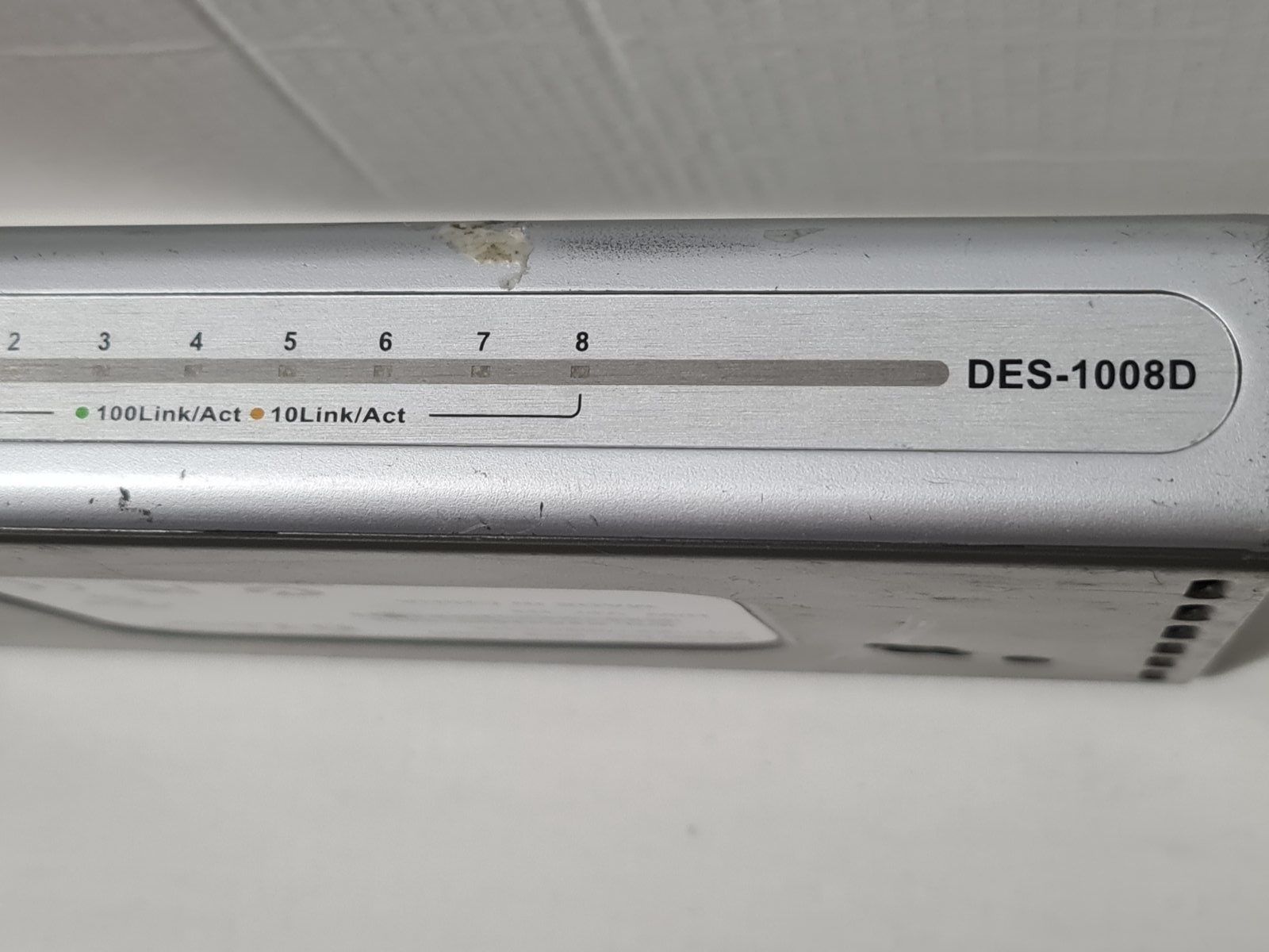 Коммутатор D-Link Des-1008D