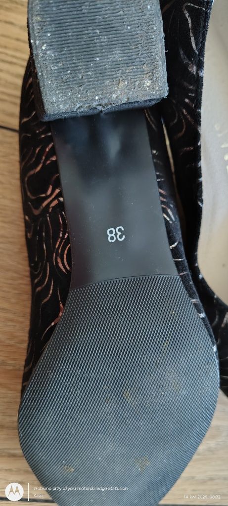 Buty czarne wiosenne