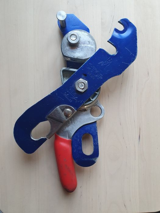 Descensor Petzl Stop