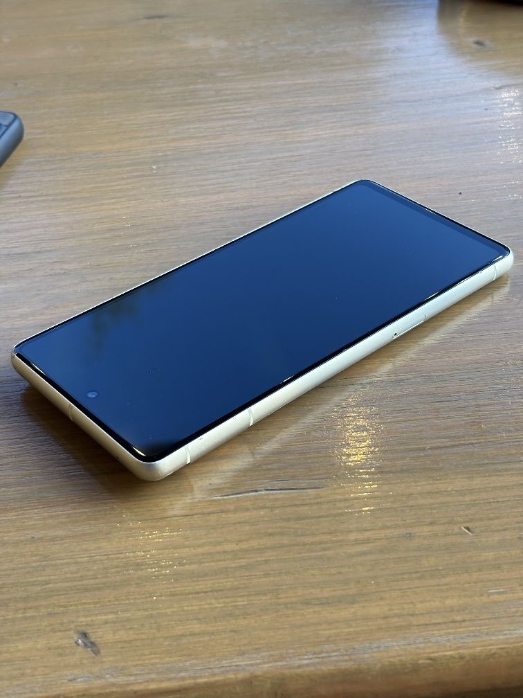 Google pixel 7 Lemongrass 8/128