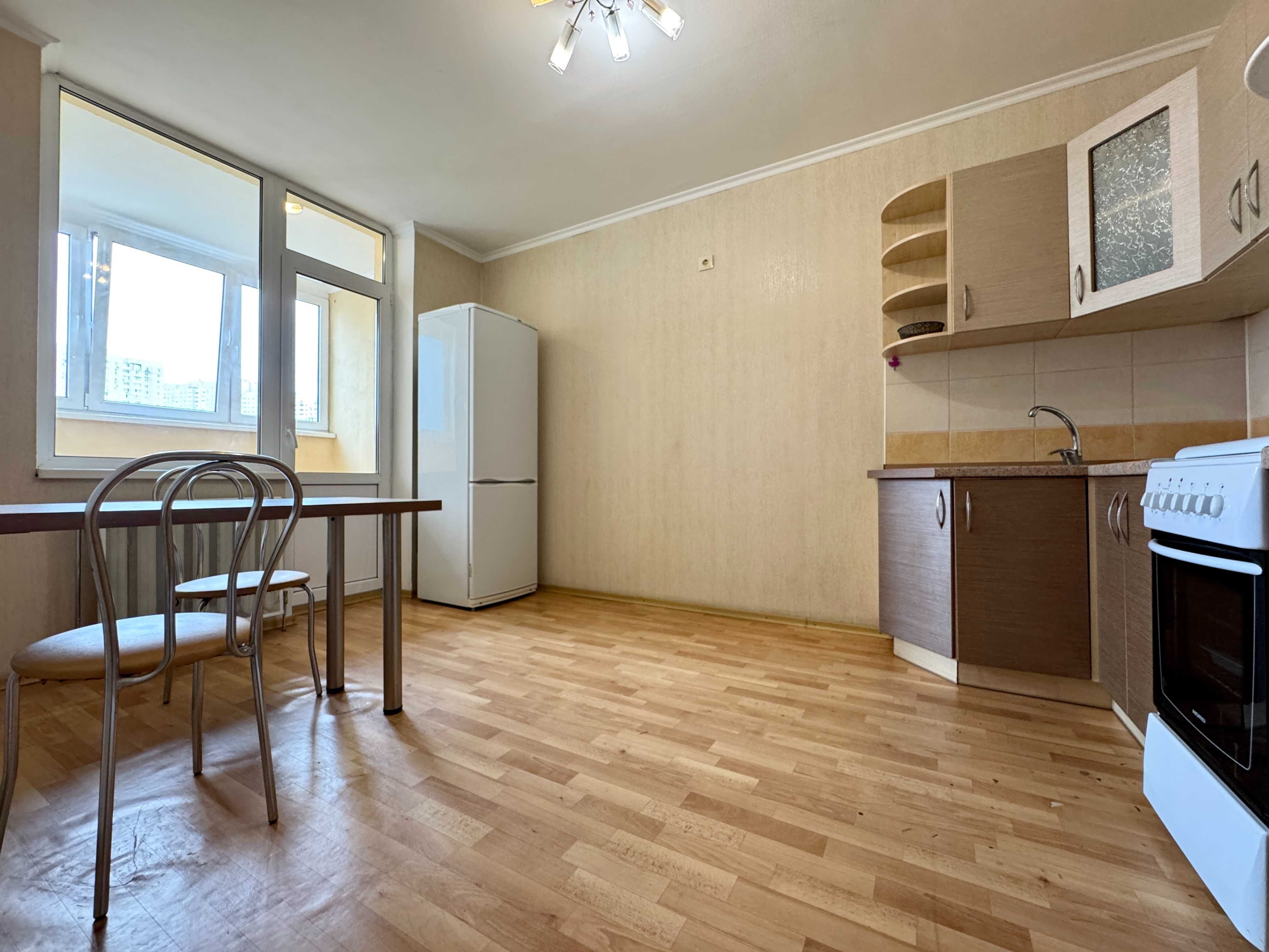 Продаж 1к, Вул. Олени Пчілки 6, Драгоманова, S-57.8m2, Григоренка