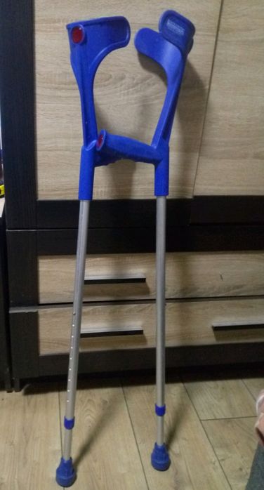 Продам милиці-костилі.